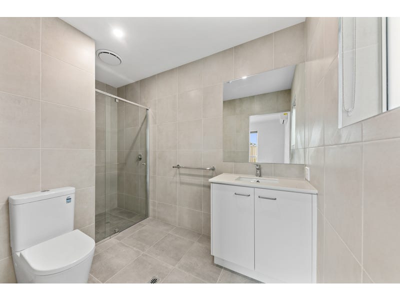 6 Webb Road — photo 3
