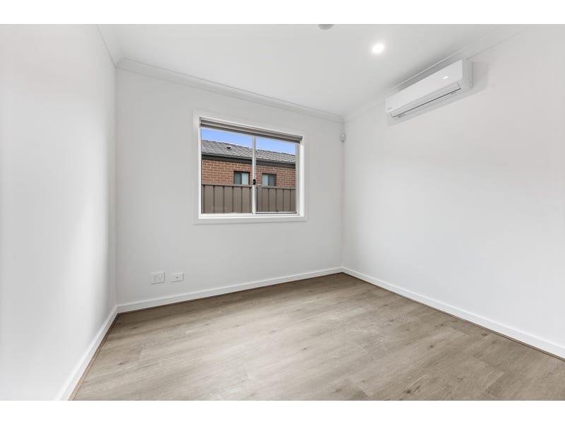 6 Webb Road — photo 5