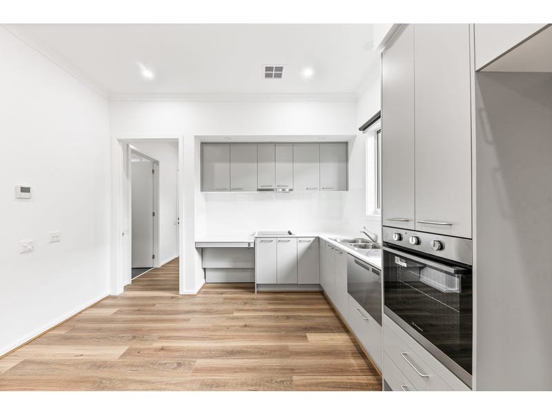 44 Charming Loop — photo 2