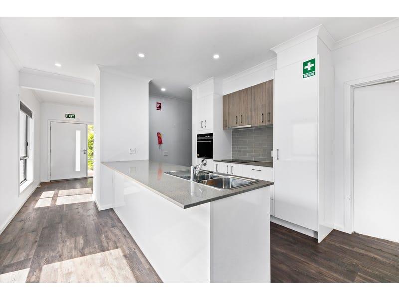 35 Westbourne Street — photo 2