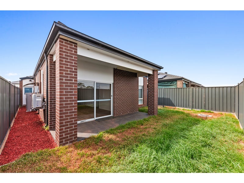 22 Farington Avenue — main photo
