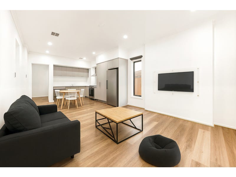 44 Charming Loop — photo 4