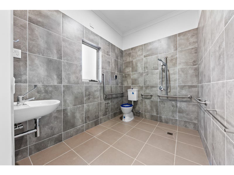 22 Farington Avenue — photo 3