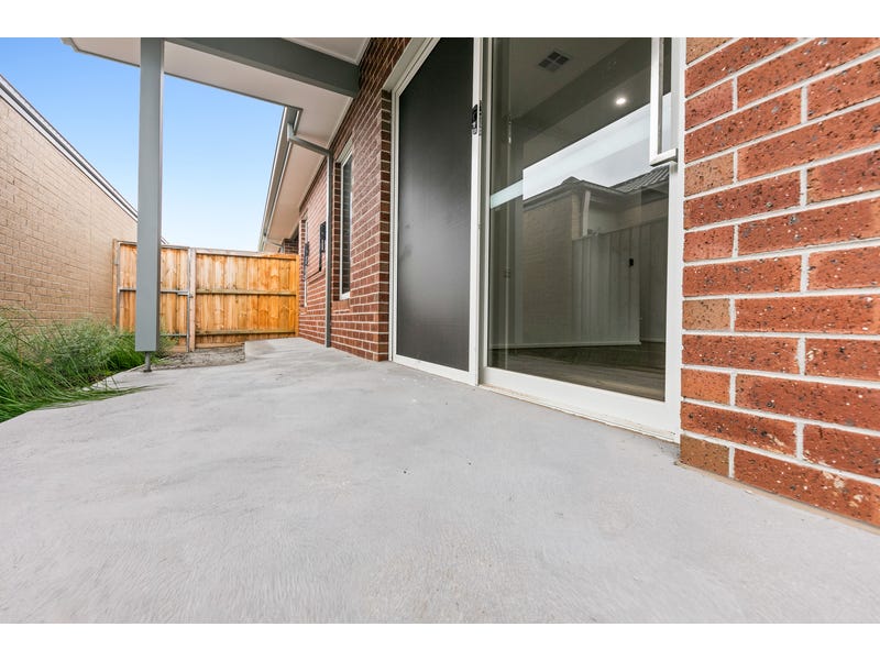 44 Charming Loop — photo 5
