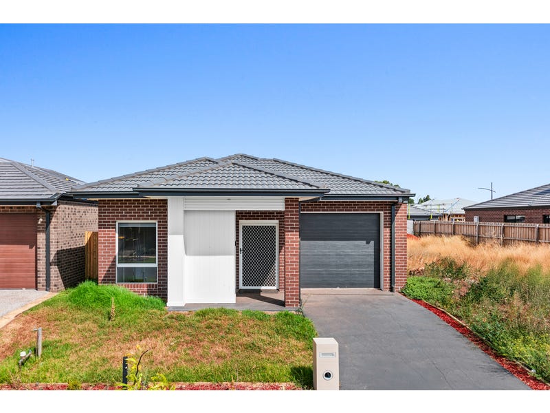 22 Farington Avenue